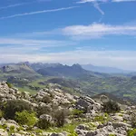 Cubo's Casa El Torcal بيت للعطل *